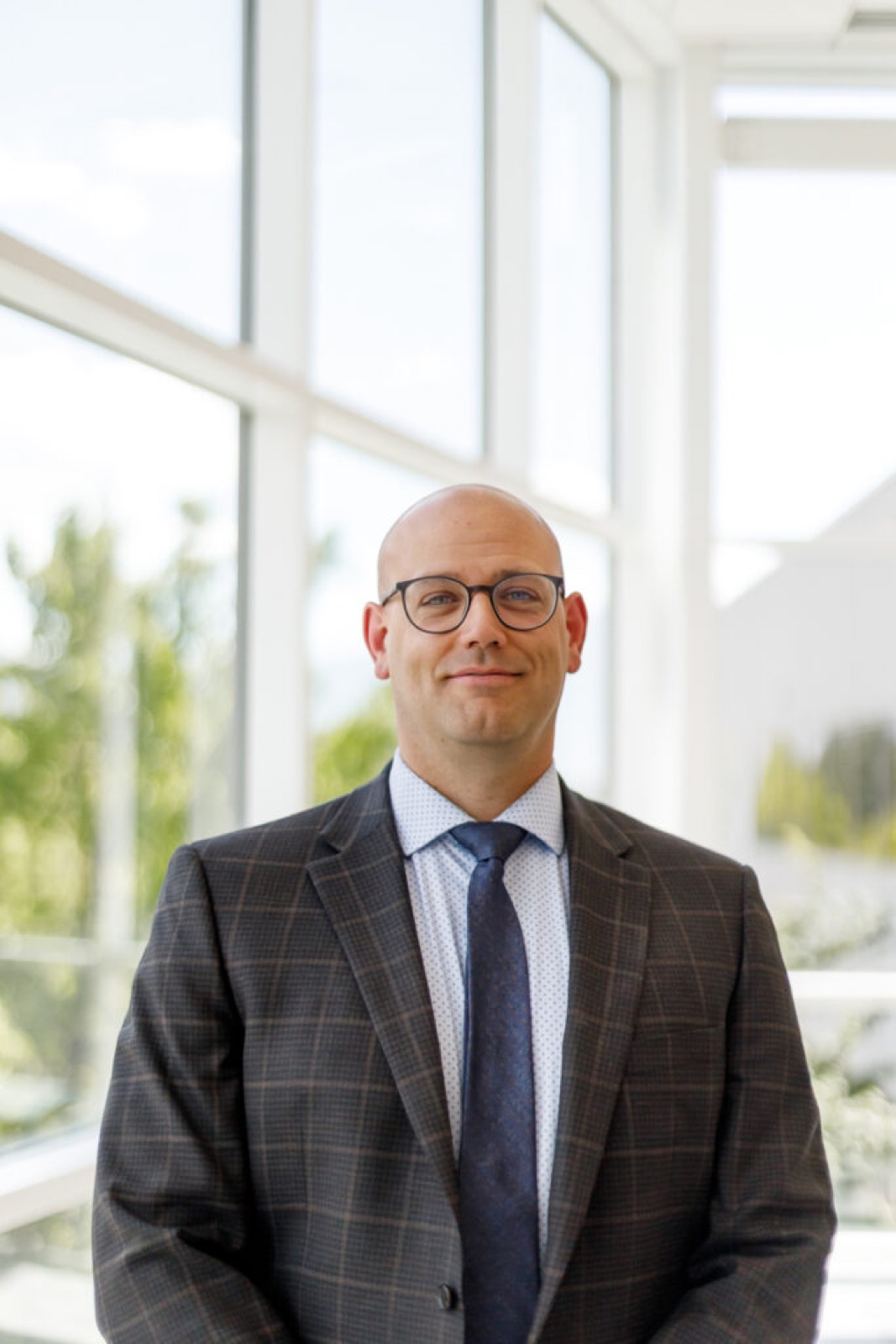 Dr. Kyle Bills portrait